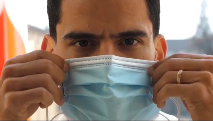 Dopo Paulo Dybala, anche Rincon diventa testimonial per l’uso della mascherina [VIDEO]