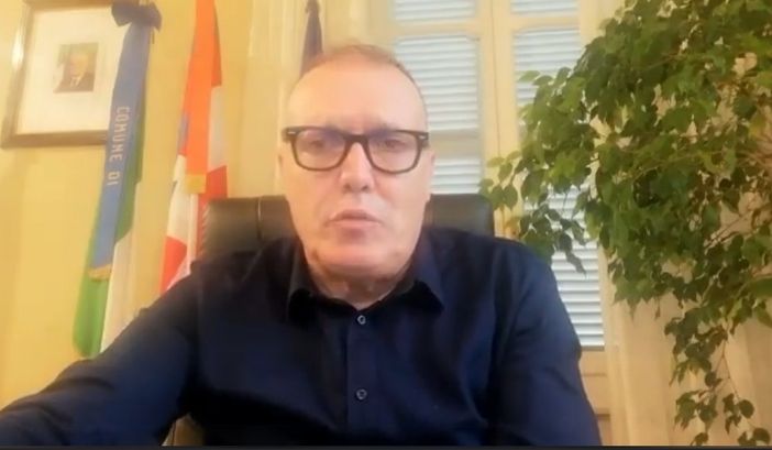 Il sindaco Cavallero Il sindaco Cavallero