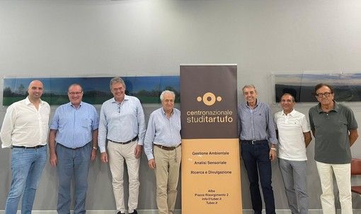 Antonio Degiacomi confermato alla guida del Centro Nazionale Studi Tartufo Antonio Degiacomi confermato alla guida del Centro Nazionale Studi Tartufo