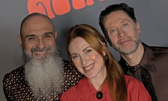 "Io sono Mina": un tributo alla voce leggendaria della musica italiana "Io sono Mina": un tributo alla voce leggendaria della musica italiana