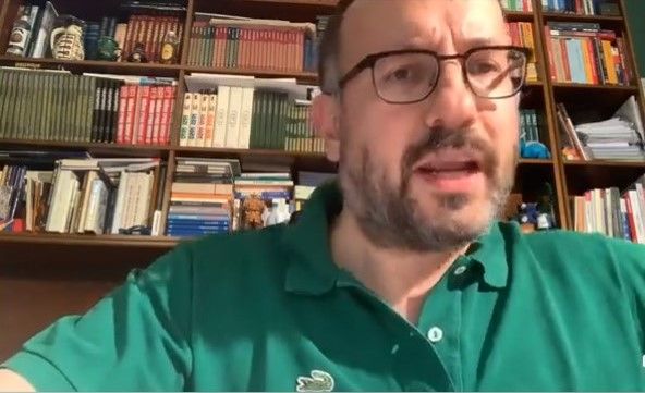 Coronavirus, Rasero: &quot;Grazie al console cinese Song, che oggi ci ha donato 5mila mascherine, guanti e camici&quot; (VIDEO)