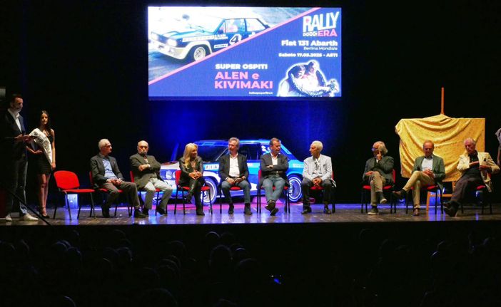 Rally Era 2025: un trionfo di passione, storia e motori nel cuore di Asti Rally Era 2025: un trionfo di passione, storia e motori nel cuore di Asti