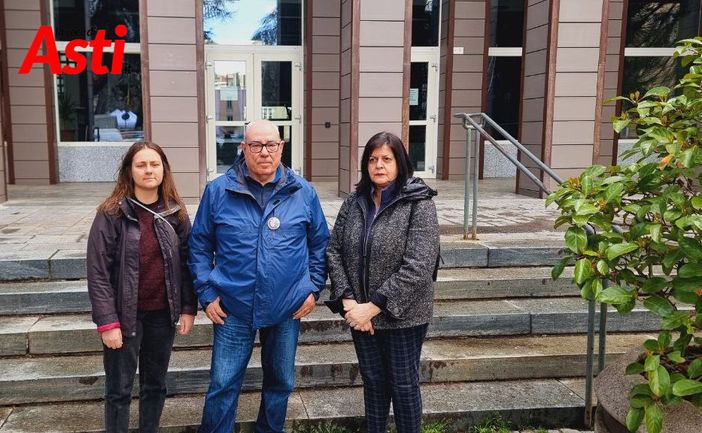 Il direttivo di Sequs annuncia lo sciopero della fame per i platani (Foto J.Dem. A.)