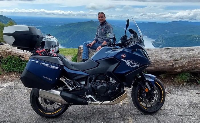 Perissinotto con la sua amata motocicletta
