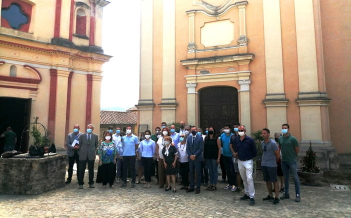 Al via da Mombaldone il ciclo di viaggi-studio riservato ai giovani amministratori pubblici