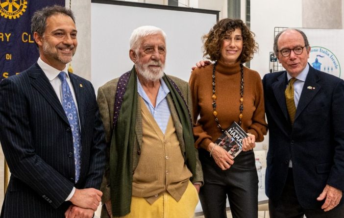 Alberto Bazzano, presidente del Rotary, Carlo Panella, Roberta Bellesini e il presidente dell'associazione Italia - Israele Luigi Florio Alberto Bazzano, presidente del Rotary, Carlo Panella, Roberta Bellesini e il presidente dell'associazione Italia - Israele Luigi Florio