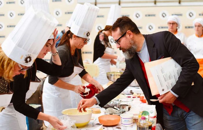 Giudici all'opera nel corso di una precedente edizione