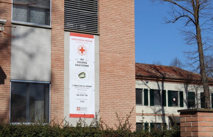 Centro antiviolenza L'Orecchio di Venere, Asti (Ph. Laura Nosenzo) Centro antiviolenza L'Orecchio di Venere, Asti (Ph. Laura Nosenzo)