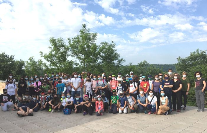 Foto di gruppo al belvedere dell'ex castello.