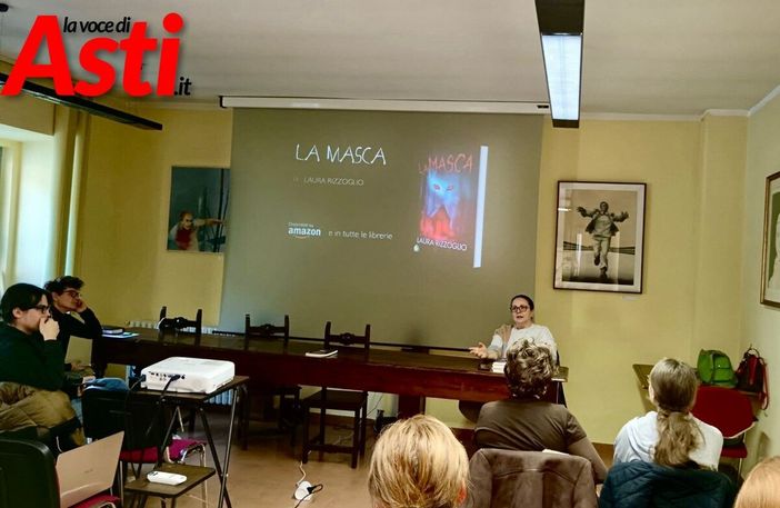 La presentazione de “La masca” di Laura Rizzoglio