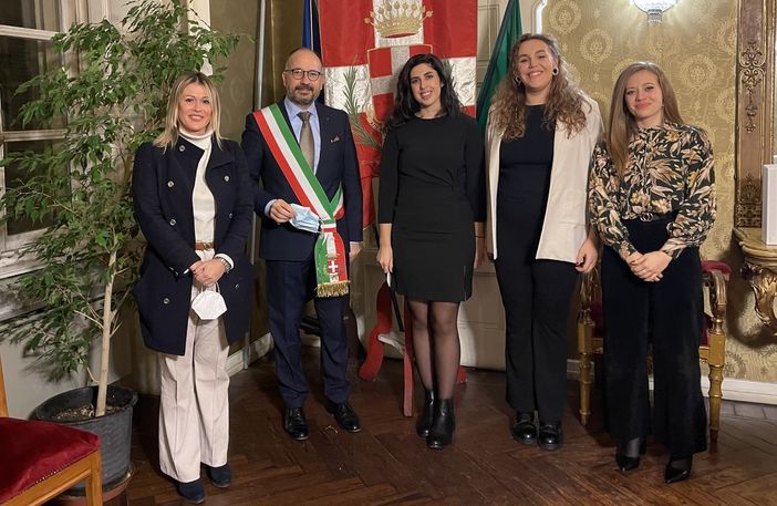 Ricevute in municipio le studentesse astigiane che hanno rappresentato l'Europa al Geneva Challenge con 'Ardè'