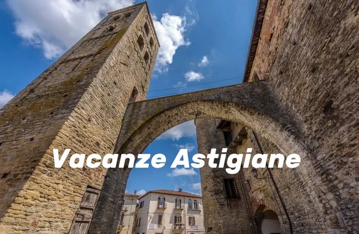 Particolare del castello di Monastero Bormida, uno dei tre borghi dell'Astigiani in lista d'itinerario Particolare del castello di Monastero Bormida, uno dei tre borghi dell'Astigiani in lista d'itinerario