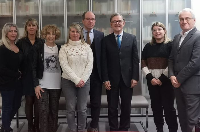 I rappresentanti del Rotary e del mondo della scuola alla presentazione di “Medicina I rappresentanti del Rotary e del mondo della scuola alla presentazione di “Medicina