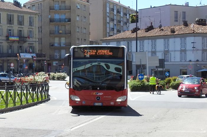 Modifiche di percorso per i bus urbani delle linee 2, A e B, causa lavori stradali