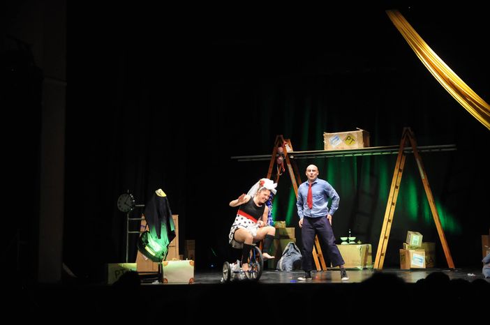 Lo spettacolo "Klinke" di Artemakìa conquista il Teatro di Costigliole