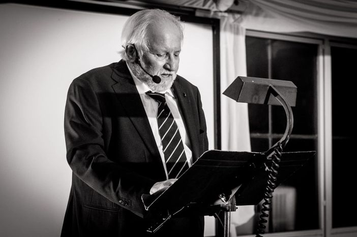 Alberto Maravalle nella foto postata su Facebook da sua figlia Paola