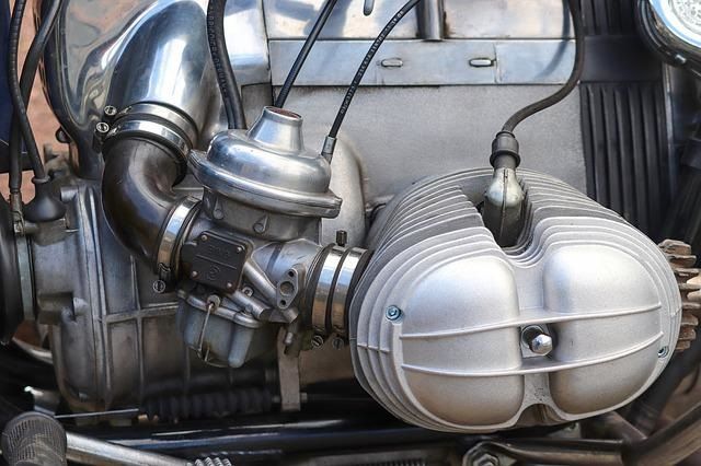 Candelette e candele garantiscono il corretto funzionamento dell'auto