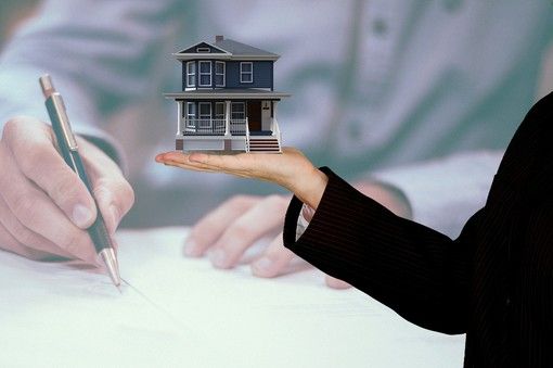 Mutui prima casa, i tassi d’interesse spingono le surroghe, ad Asti occorrono 112mila euro