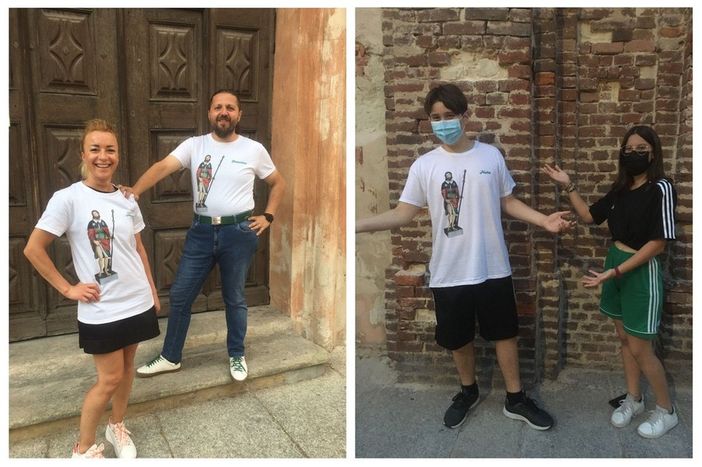 Alcuni organizzatori con le magliette realizzate per l'occasione Alcuni organizzatori con le magliette realizzate per l'occasione