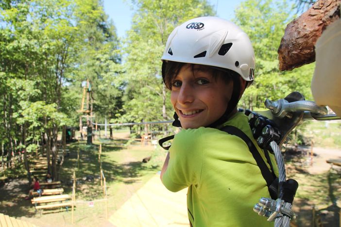 Emozioni forti e divertimento all’aria aperta: è aperto tutti i giorni il Prali Adventure Park Emozioni forti e divertimento all’aria aperta: è aperto tutti i giorni il Prali Adventure Park