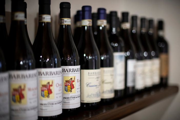 Export vini: l’Asti cerca il rilancio in Cina. Tra i rossi il Piemonte limita i danni: -2,5% a fronte di una crescita a volume del 9%
