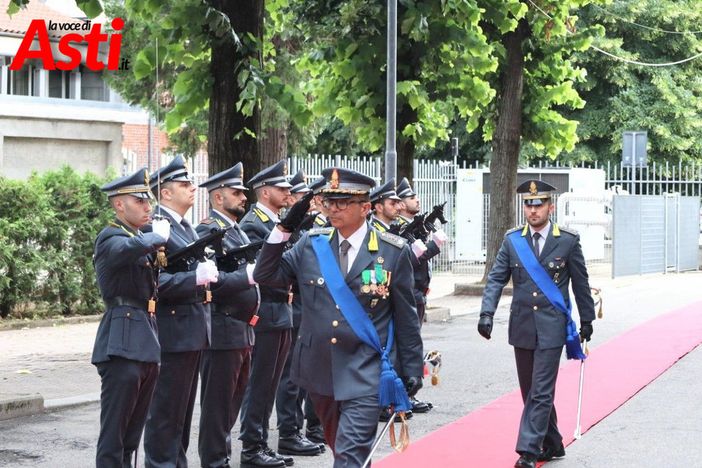 Una foto della recente Festa della Guardia di Finanza (Merphefoto) Una foto della recente Festa della Guardia di Finanza (Merphefoto)