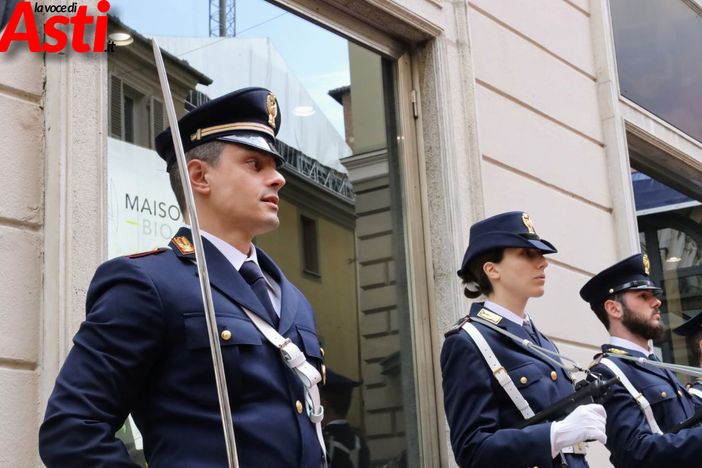 Tra solennità e "family day" domenica la Polizia celebrerà il proprio patrono Tra solennità e "family day" domenica la Polizia celebrerà il proprio patrono