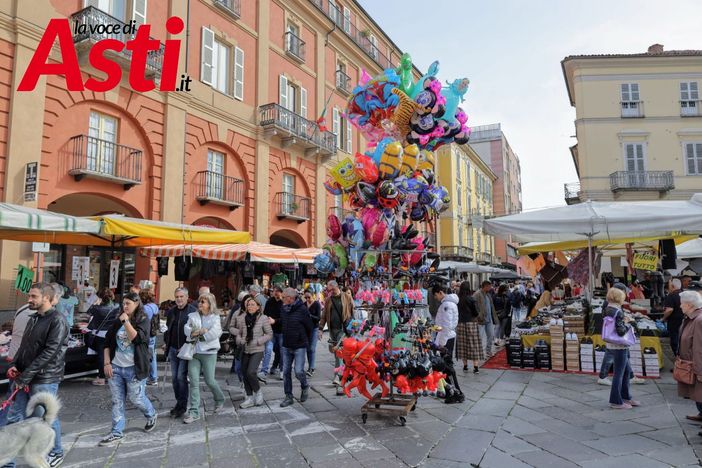 Asti, domani la Fiera di Primavera accende il centro città