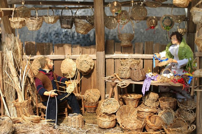 Una delle botteghe del presepe di Anna Rosa Nicola a Vezzolano