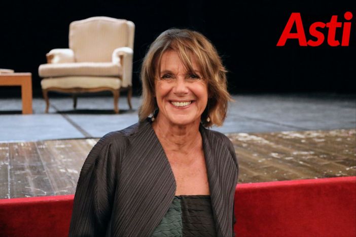 Lella Costa ospite de "Le ragazze di Asti Merfephoto) Lella Costa ospite de "Le ragazze di Asti Merfephoto)