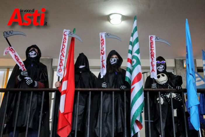 Le immagini del Primo Maggio astigiano (Merphefoto) Le immagini del Primo Maggio astigiano (Merphefoto)
