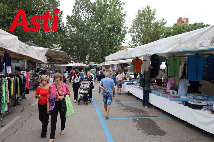 Mercato unificato: ambulanti e Amministrazione insieme a un "tavolo" martedì 30 luglio Mercato unificato: ambulanti e Amministrazione insieme a un "tavolo" martedì 30 luglio