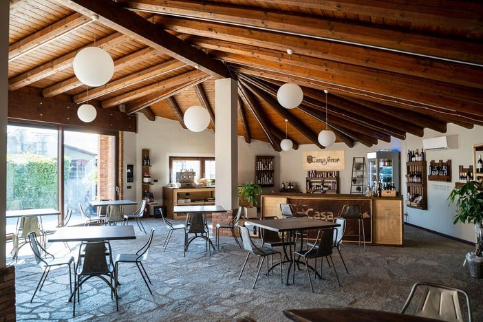 Aperitivo delle foglie d'autunno a Casa Serra
