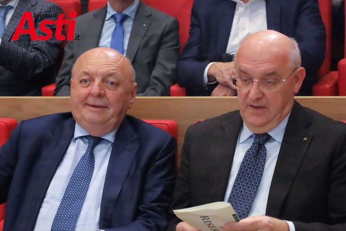 Il ministro Pichetto Fratin (a sinistra) con l'AD del Gruppo Banca di Asti Carlo De Martini - Ph. Merfephoto - Efrem Zanchettin Il ministro Pichetto Fratin (a sinistra) con l'AD del Gruppo Banca di Asti Carlo De Martini - Ph. Merfephoto - Efrem Zanchettin