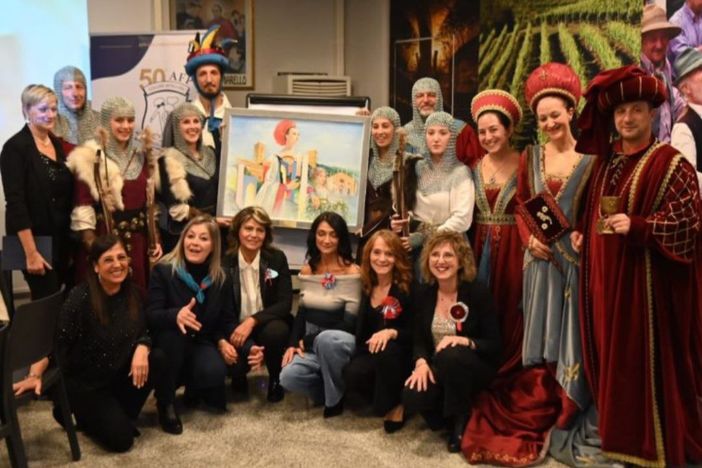 Il Soroptimist di Asti ha consegnato la "Pergamena d'autore" a Santa Caterina per la miglior presenza al corteo storico del Palio 2024 Il Soroptimist di Asti ha consegnato la "Pergamena d'autore" a Santa Caterina per la miglior presenza al corteo storico del Palio 2024