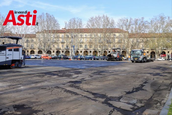 I lavori di asfaltatura (Merphefoto)