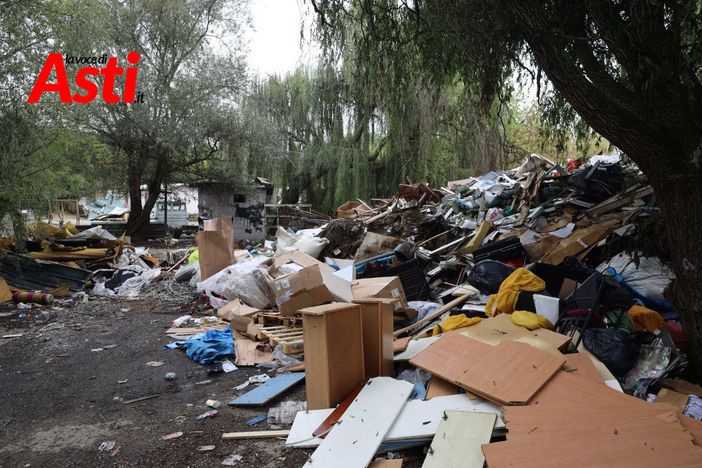 Chiusura campo di via Guerra (MerfePhoto)