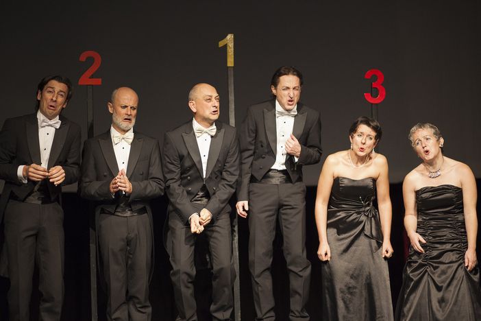 “Allegro cantabile” del Faber Teater porta la gioia del canto a Valfenera