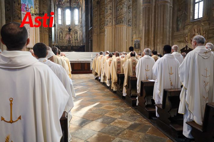 La celebrazione della Messa del Crisma in Cattedrale (Merphefoto) La celebrazione della Messa del Crisma in Cattedrale (Merphefoto)