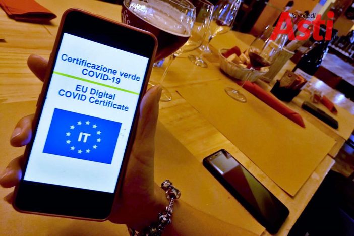 Green Pass: il limbo di chi non riesce ad ottenerlo pur avendo una dose e poi si è ammalato