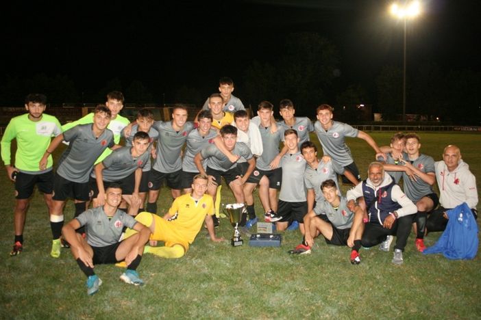 Alessandria festeggia in campo