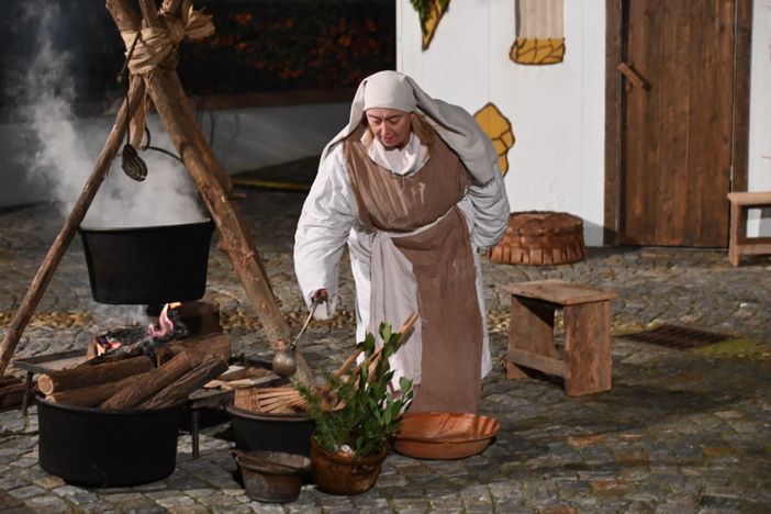 Emozioni e pubblico numerosissimo alla Sacra Rappresentazione della Natività di Revigliasco [FOTO]