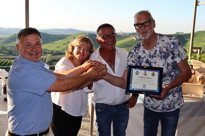 Stefano Tacconi nominato ambasciatore del Barbaresco con un evento organizzato da Bottega dell'Alpe