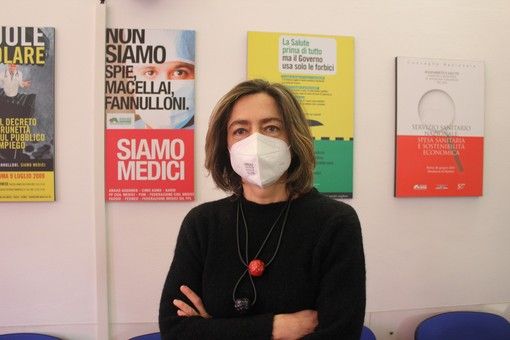 Due anni in trincea, medici e infermieri piemontesi stremati: “Mancano posti letto e personale” [VIDEO]