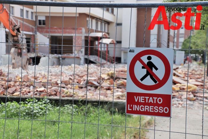 Scuola: la nuova Buonarroti non riaprirà in tempo per il 14 settembre. Prima campanella il 24