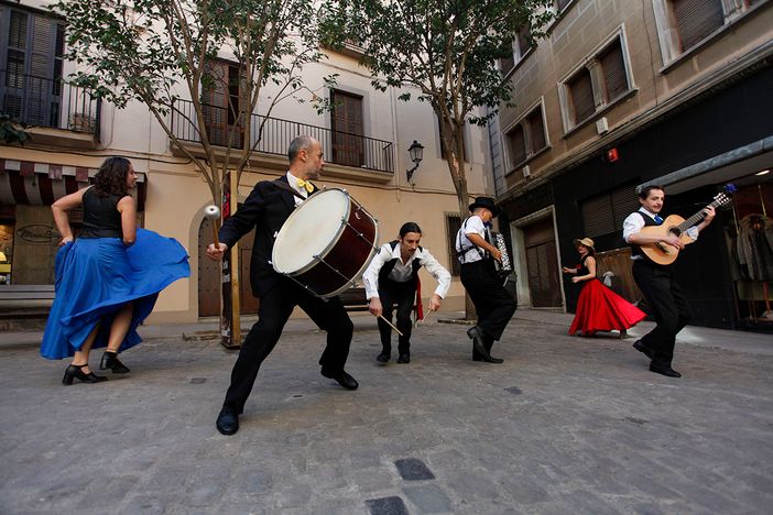 Al via il Festival "Corti, Colline, Comunità e…", tra Cellarengo, Ferrere e Valfenera Al via il Festival "Corti, Colline, Comunità e…", tra Cellarengo, Ferrere e Valfenera