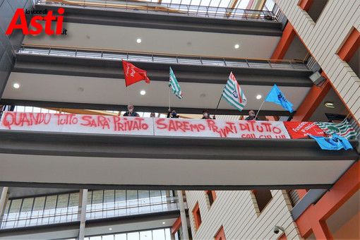 Il flash mob all'ospedale di Asti del 21 aprile scorso