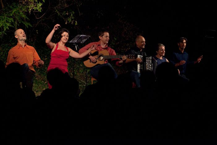 L'Ecomuseo Basso Monferrato Astigiano invita alla camminata teatrale "Guarda che silenzio che c'è" L'Ecomuseo Basso Monferrato Astigiano invita alla camminata teatrale "Guarda che silenzio che c'è"