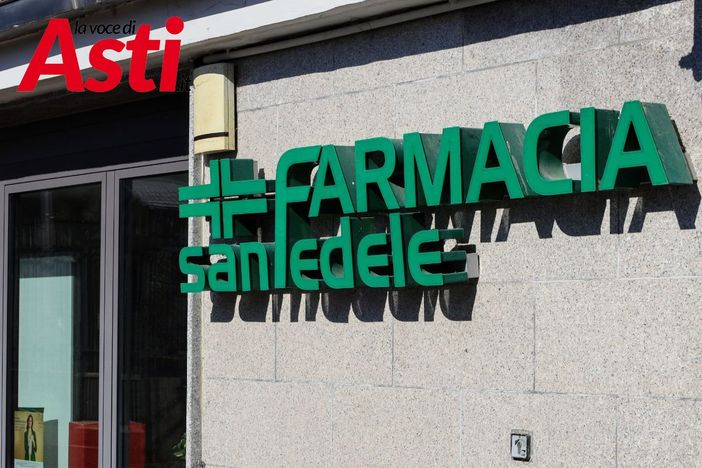 La farmacia San Fedele, oggetto di una recente rapina - Efrem Zanchettin