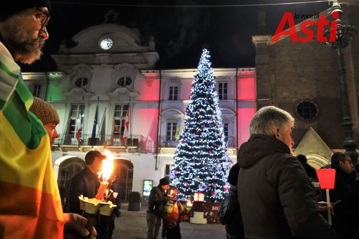 La fiaccolata dello scorso anno (MerfePhoto) La fiaccolata dello scorso anno (MerfePhoto)